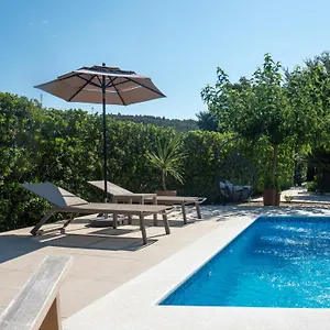 Cule Apartment